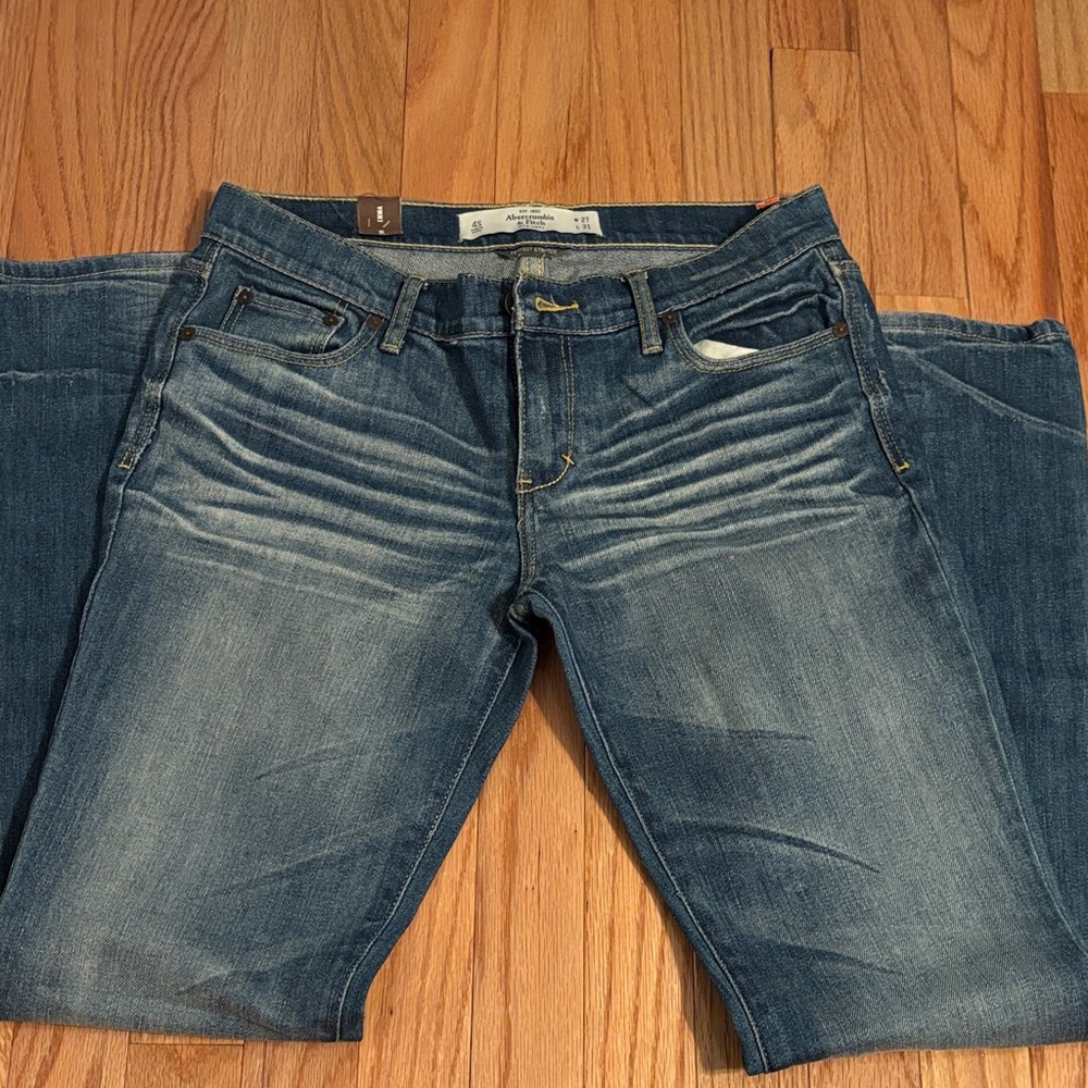 NWT Abercrombie & Fitch Emma Boot Cut Jeans